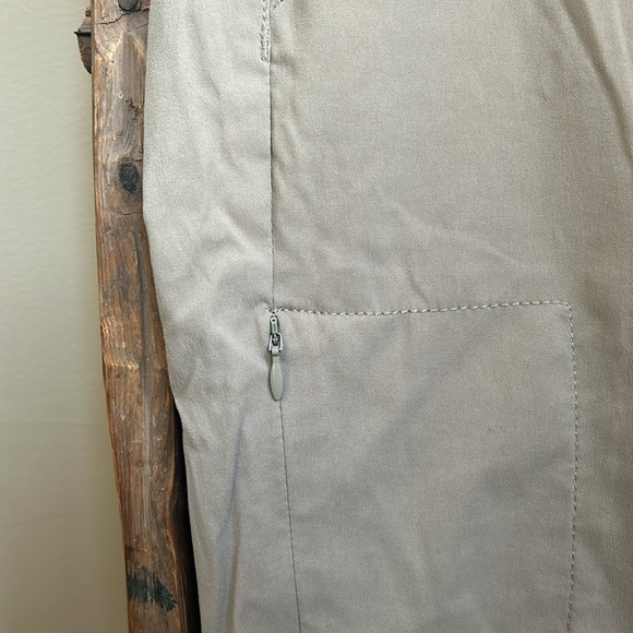 NWOT Prana Halle Pants Convertible Utility Pant Size 12 - Picture 7 of 14